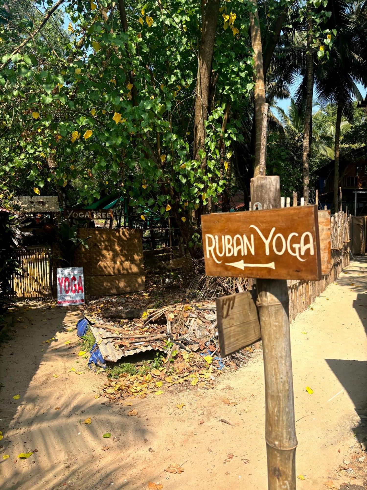 帕罗林 Ruban Yoga酒店 外观 照片